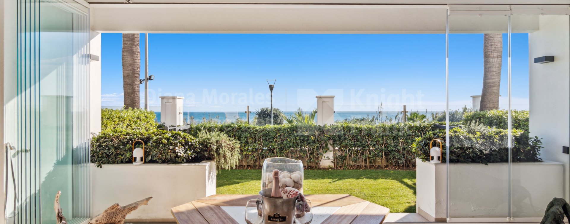 Doncella Beach, Wunderschöne und helle Erdgeschosswohnung in einer Strandanlage in erster Reihe