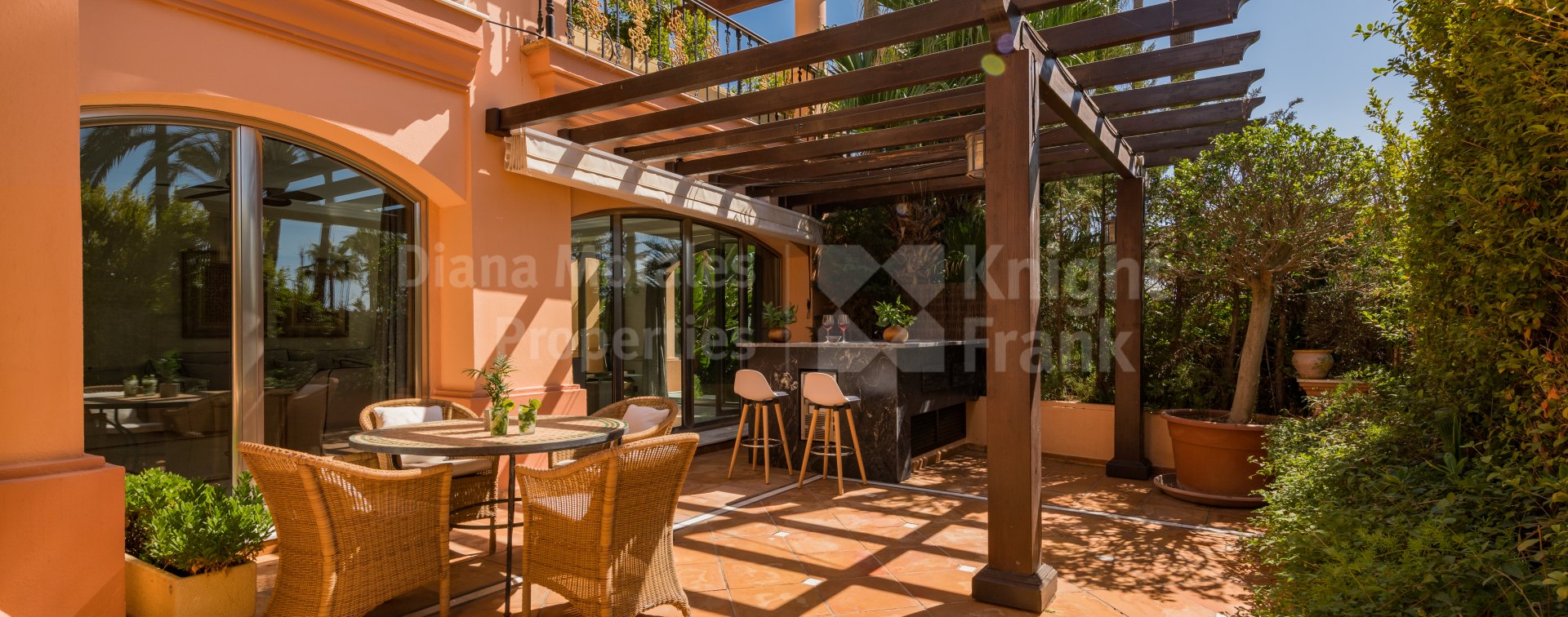 Casa Nova Ground, seafront garden apartment for sale in Casa Nova