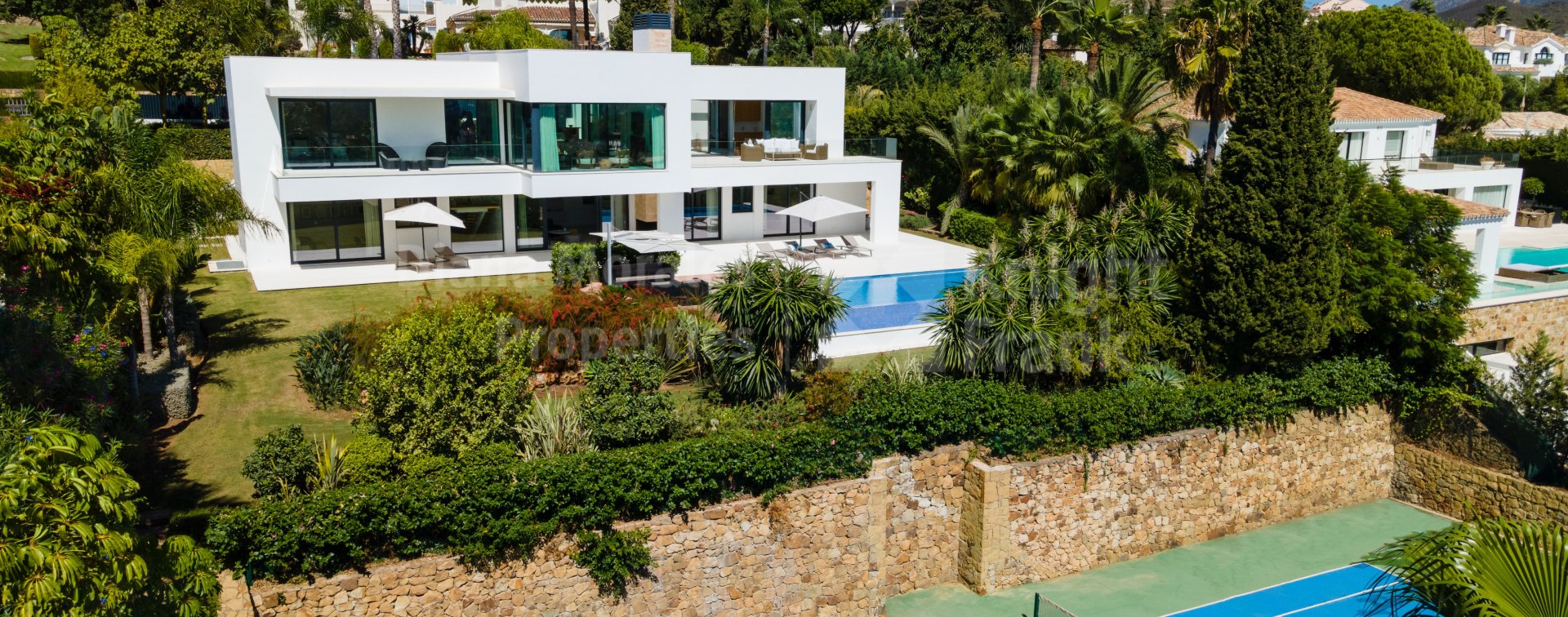 La Cerquilla, Villa with contemporary style and excellent views