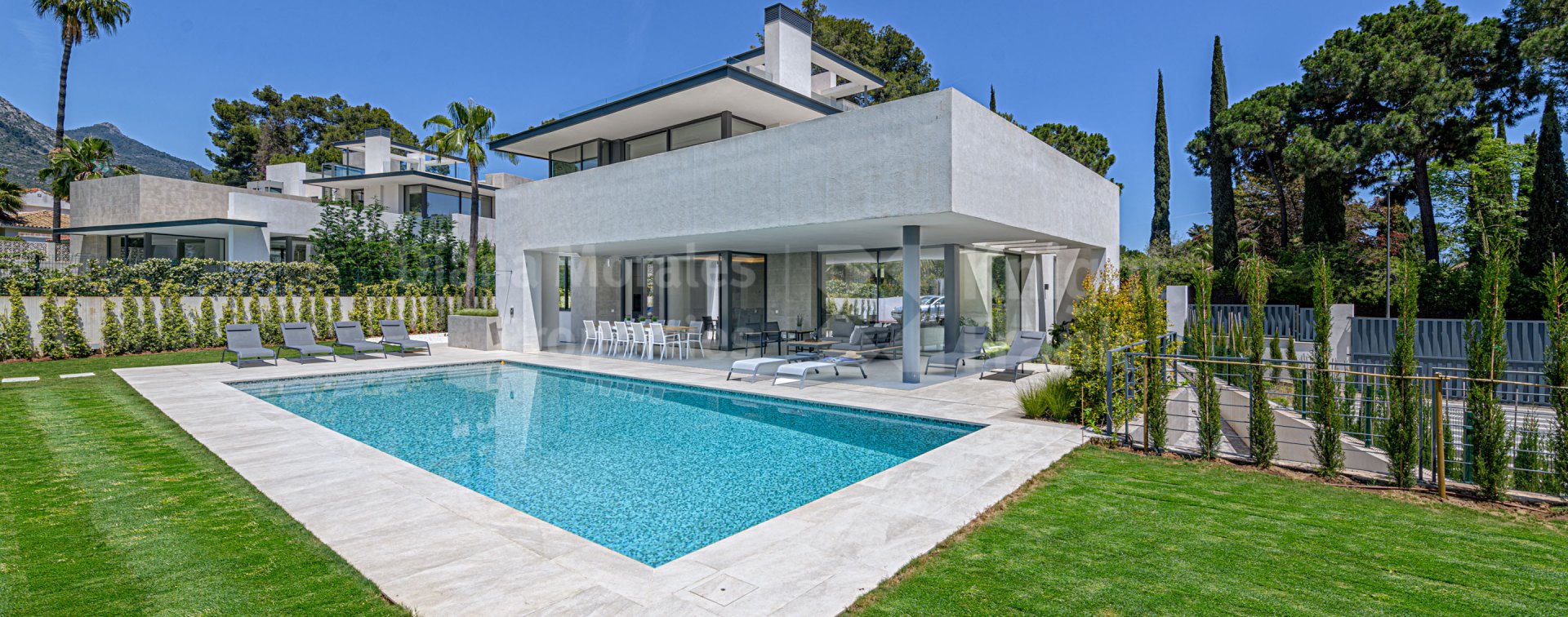 Villa in La Carolina mit Meerblick