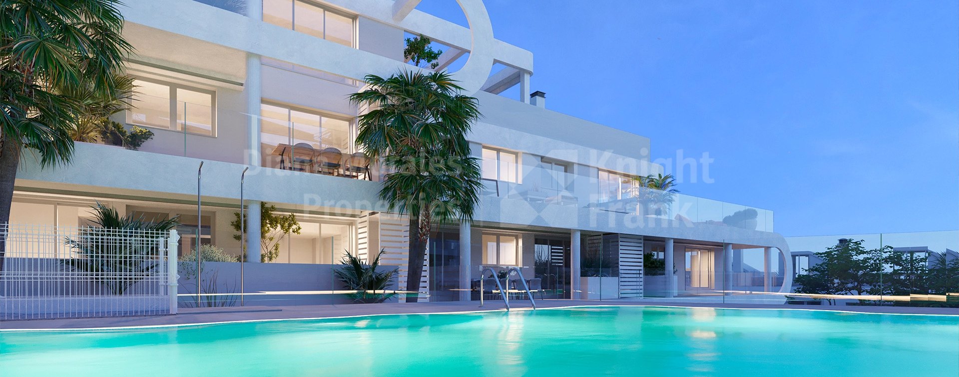 Estepona Town, Well-located contemporary 87-units complex in Estepona