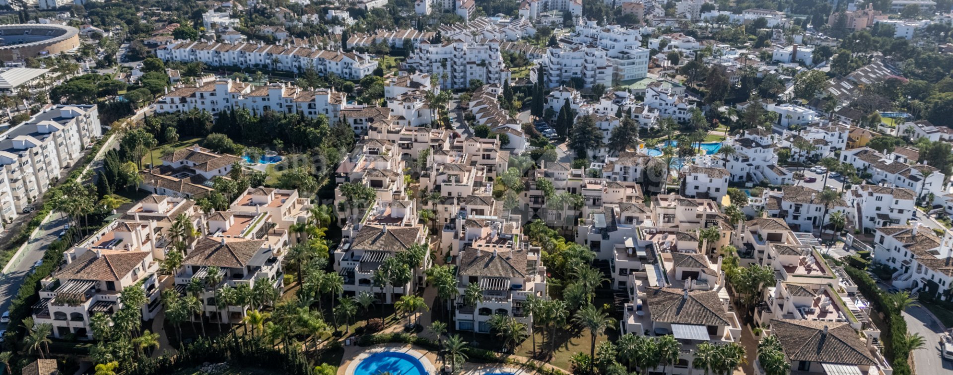 Medina de Banús, Апартаменты недалеко от Пуэрто Банус