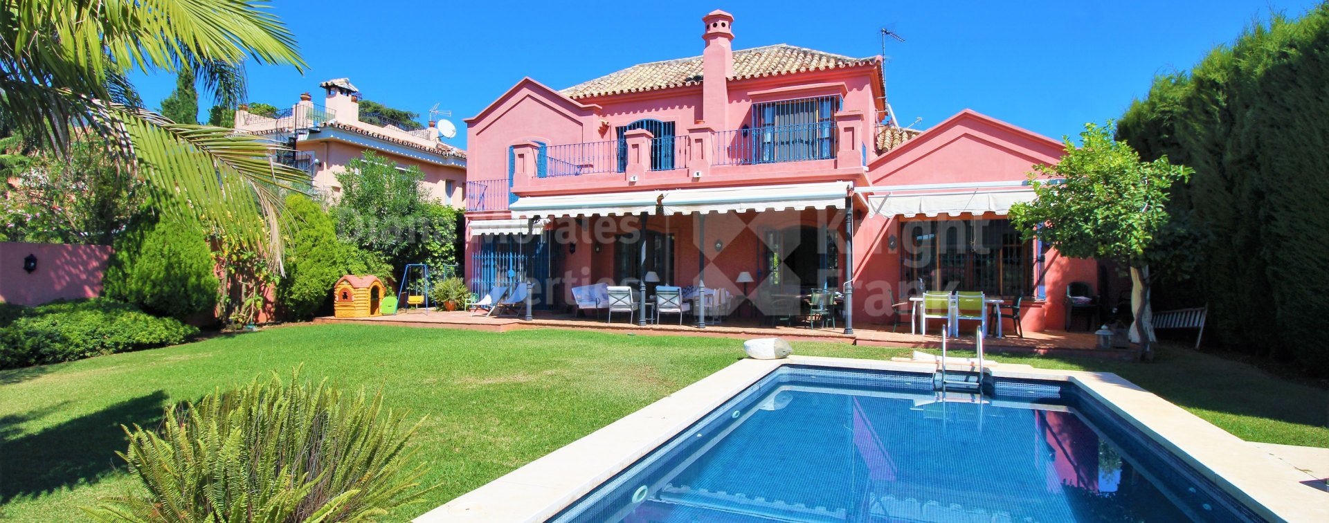 Marbella Zentrum, Villa in fußläufiger Entfernung zum Zentrum von Marbella