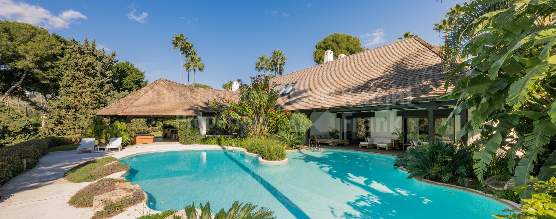 Rio Real, Maison nichée dans un terrain de golf