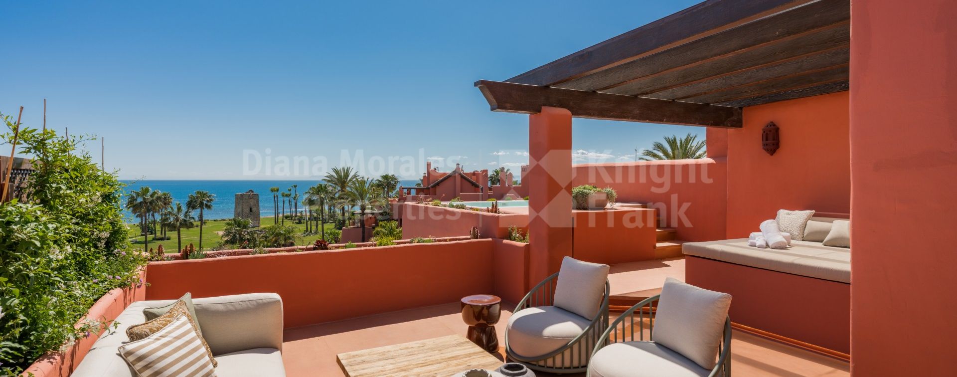 Torre Bermeja, Bermeja 521, ático dúplex frente al mar