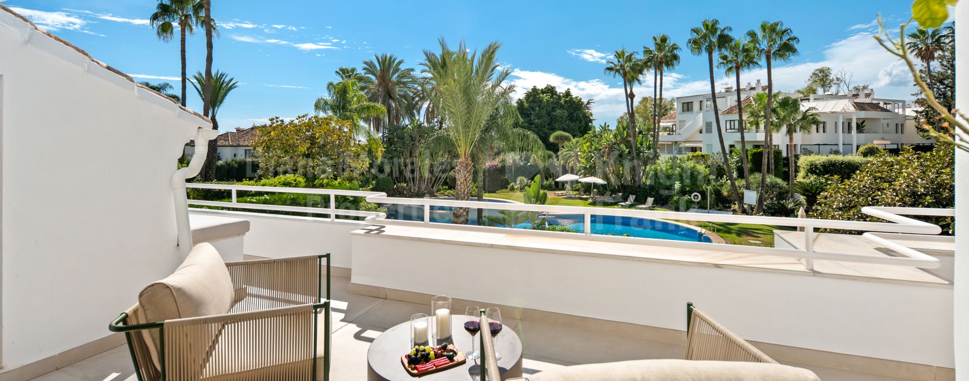 Alcores del Golf, Vista Verde, dúplex de estilo contemporáneo reformadoa junto a Los Naranjos Golf