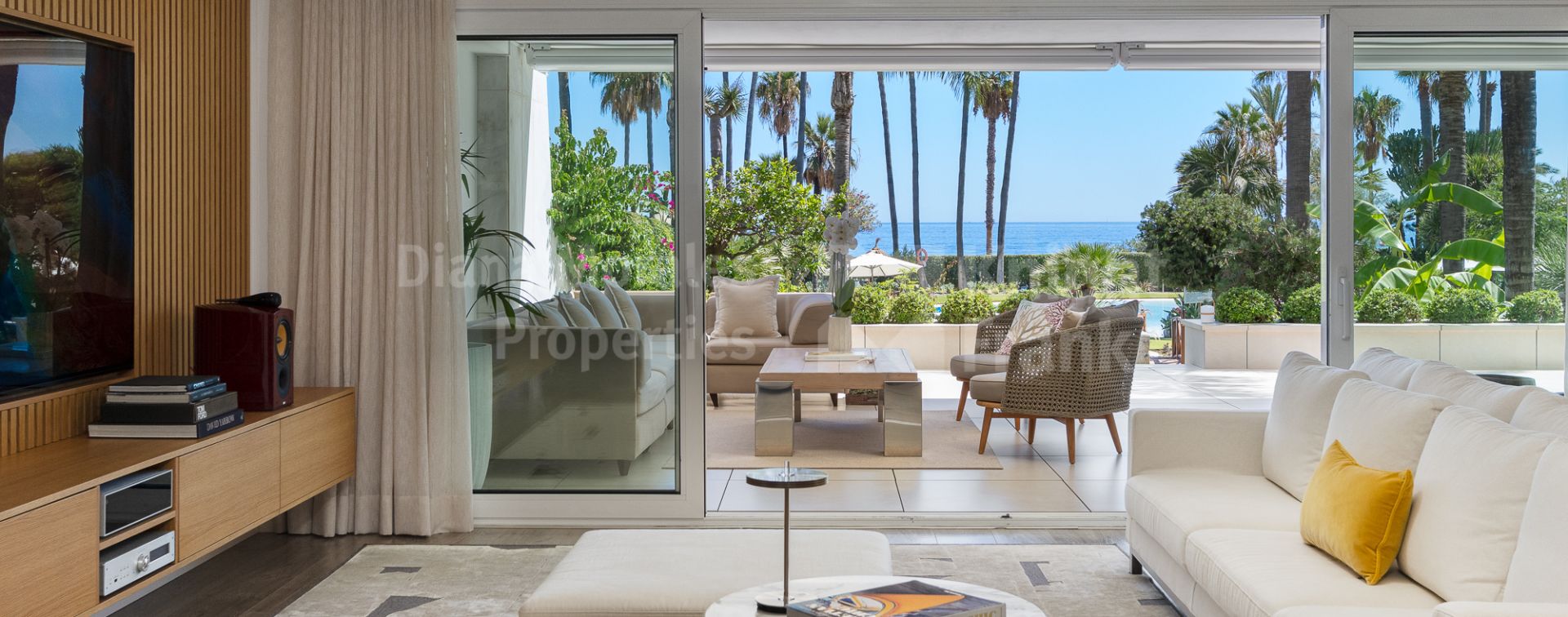 Luxuswohnung direkt am Strand in Los Granados