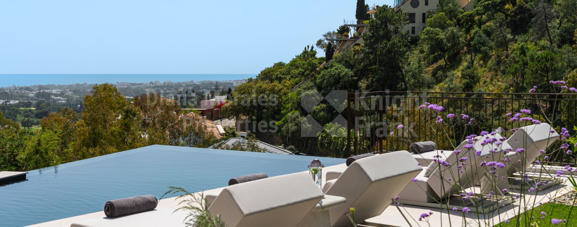 Villa Kumo: design and privacy in El Herrojo
