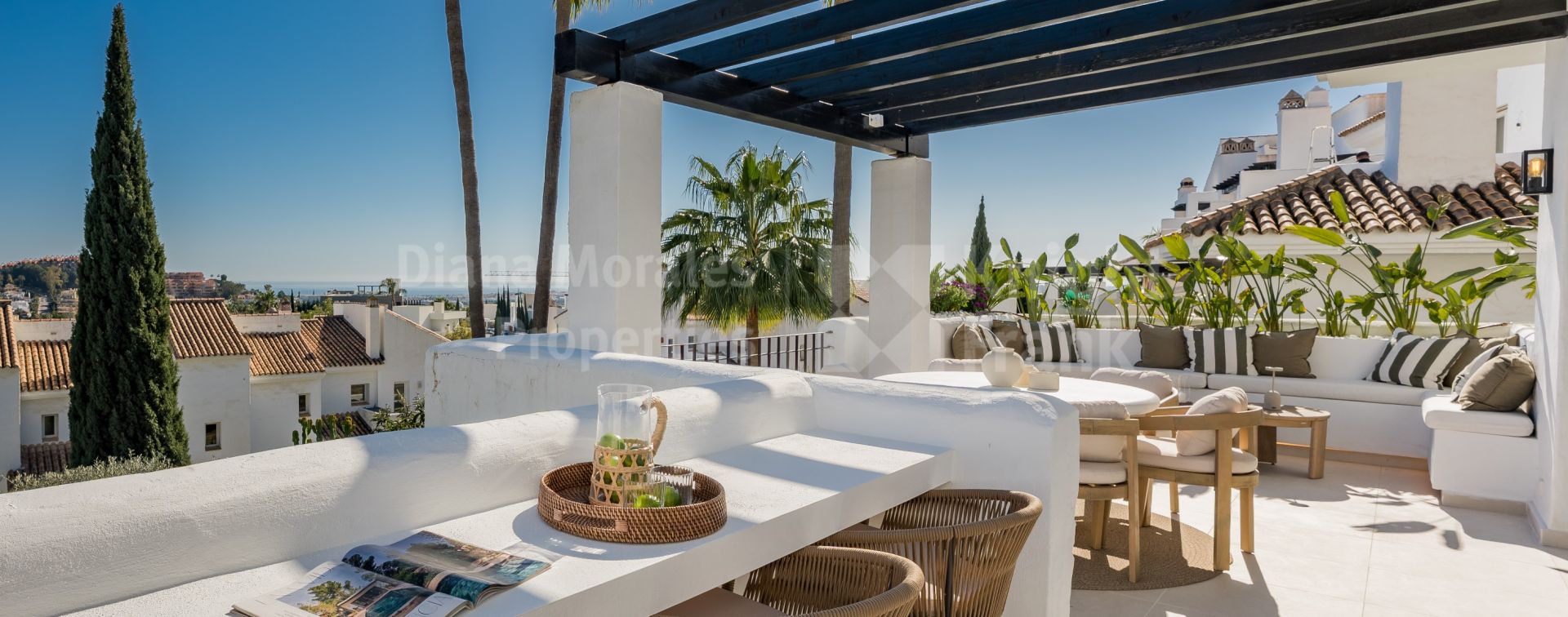 La Quinta Village, Casa Noma, dúplex contemporáneo con mar, sol y privacidad en Nueva Andalucía