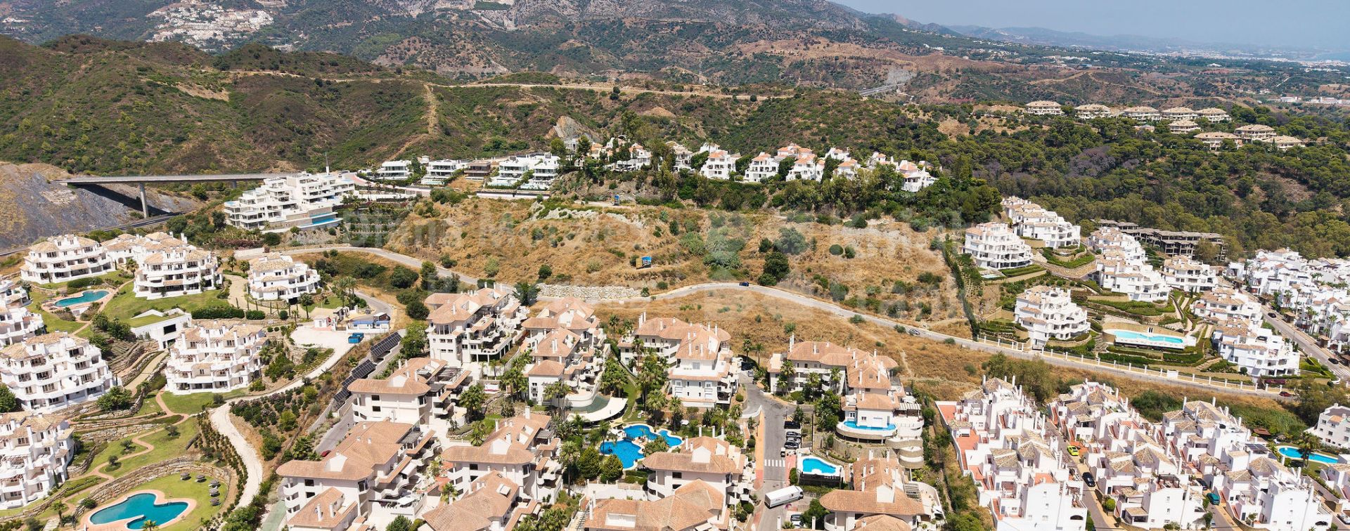 Duplex Solara, elegante Wohnung mit Meerblick im Aloha Hill Club