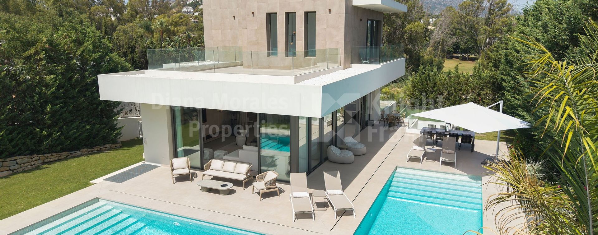 La Cerquilla, Villa Elysia, Eleganz und Technologie in privilegierter Lage