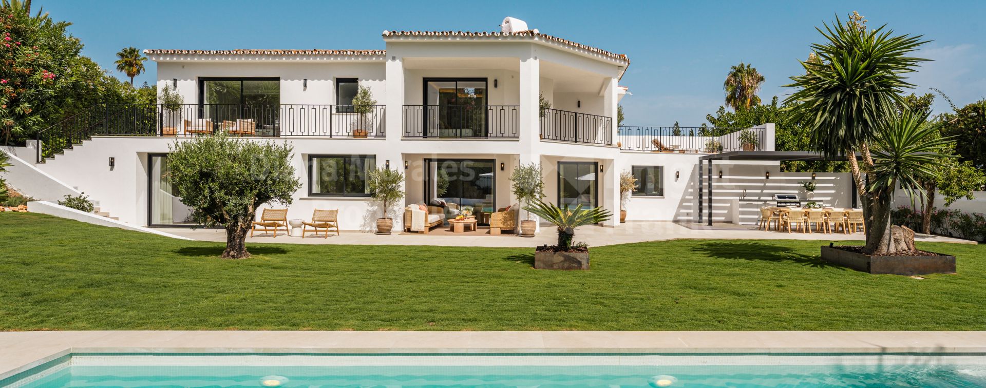 Villa Zéphire, zeitgenössischer Luxus in Rocío de Nagüeles