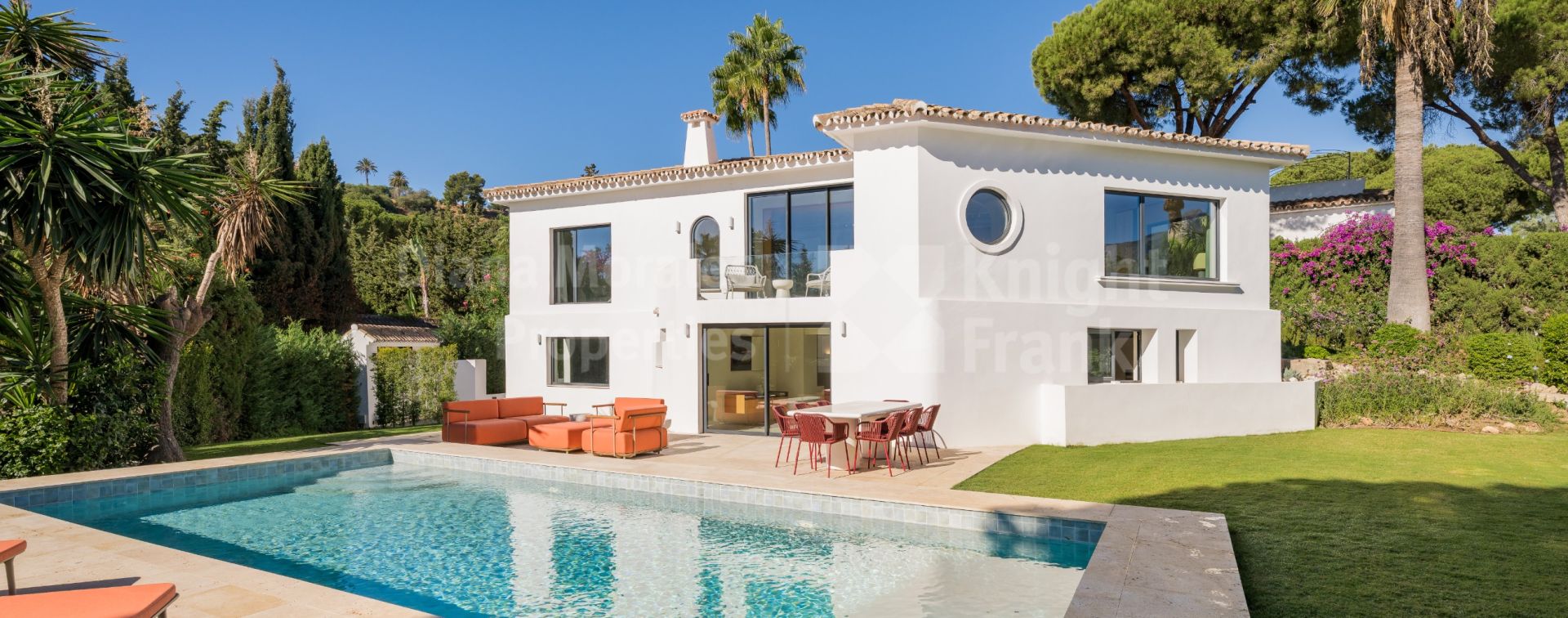 Las Brisas, Villa Madrisa, maison de style méditerranéen au cœur de Nueva Andalucía