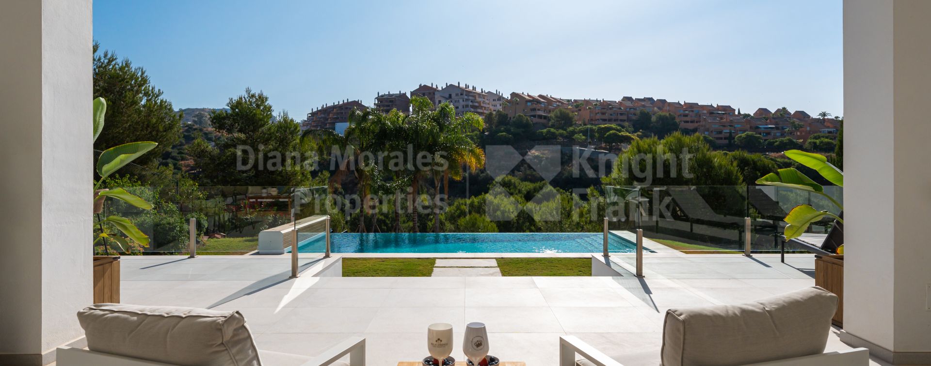 Elviria, Вилла Andrea, прекрасный семейный дом в Эльвирии