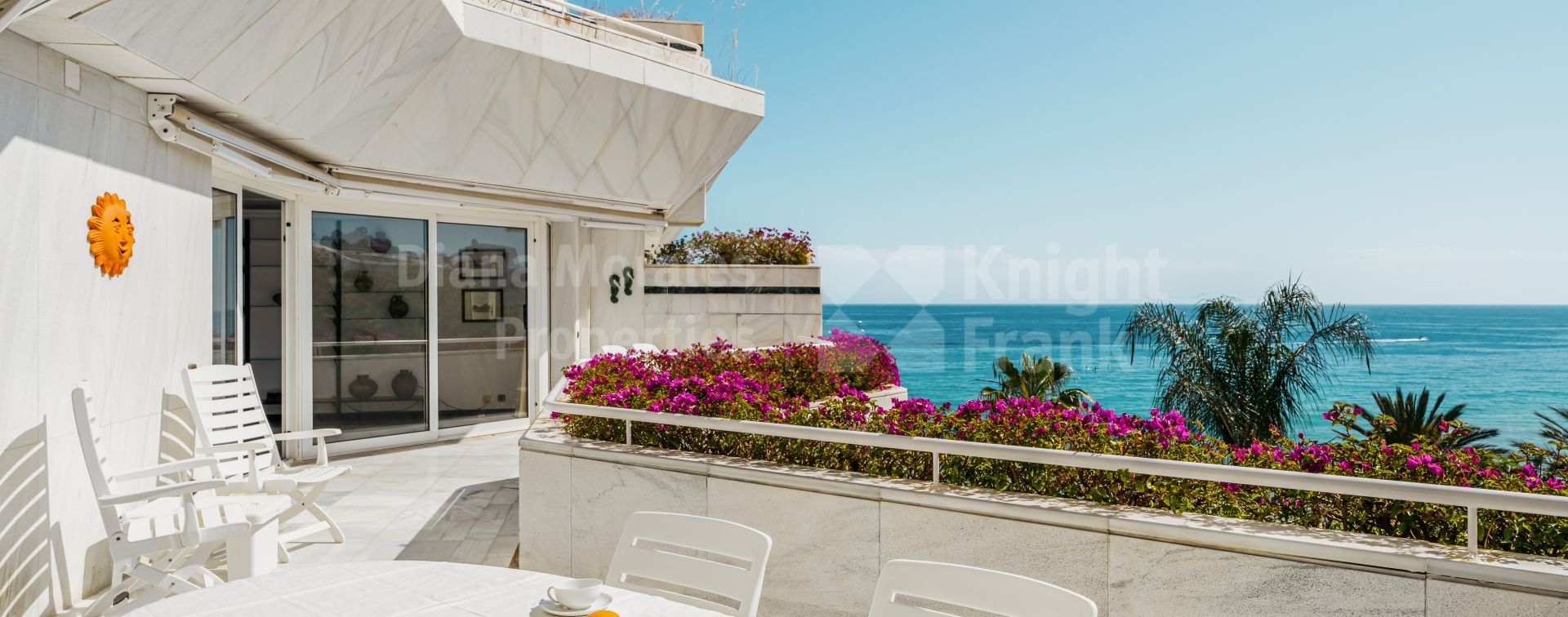 Mare Nostrum, Seafront apartment In Marbella