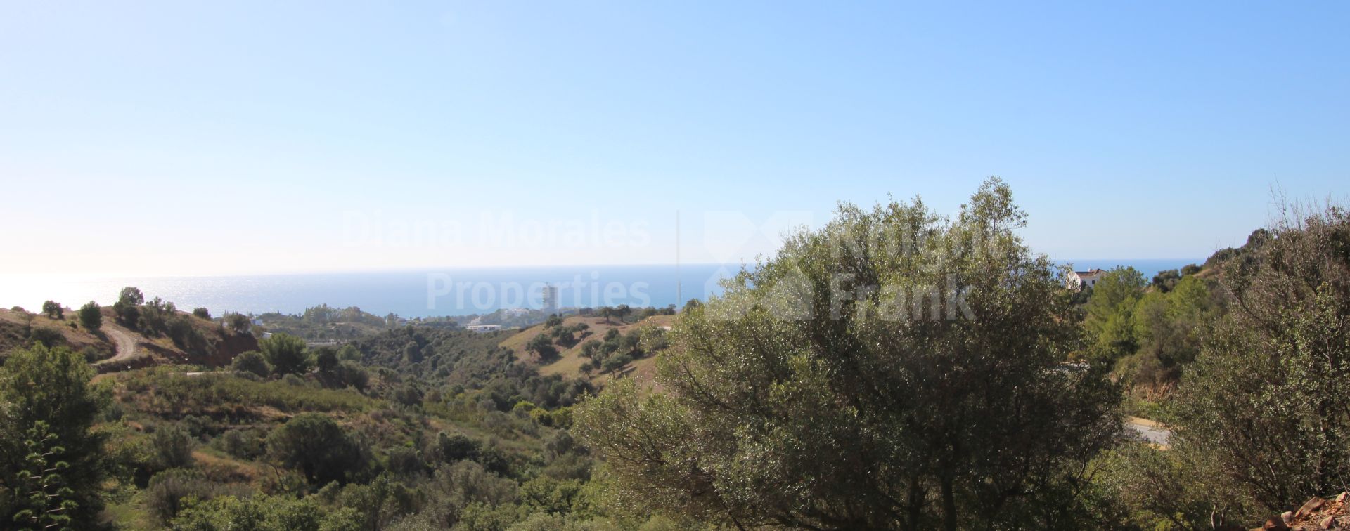 Los Altos de los Monteros, Terrain à l'est de Marbella avec vue panoramique à vendre