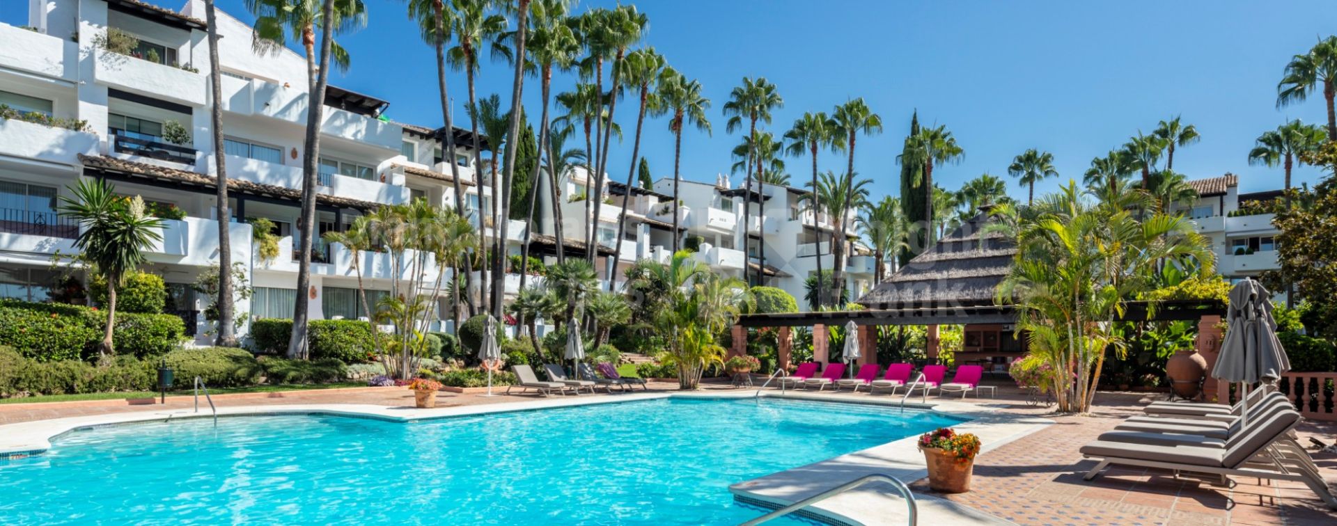 Marina Puente Romano, Ground floor flat in Marina de Puente Romano, Marbella Golden Mile