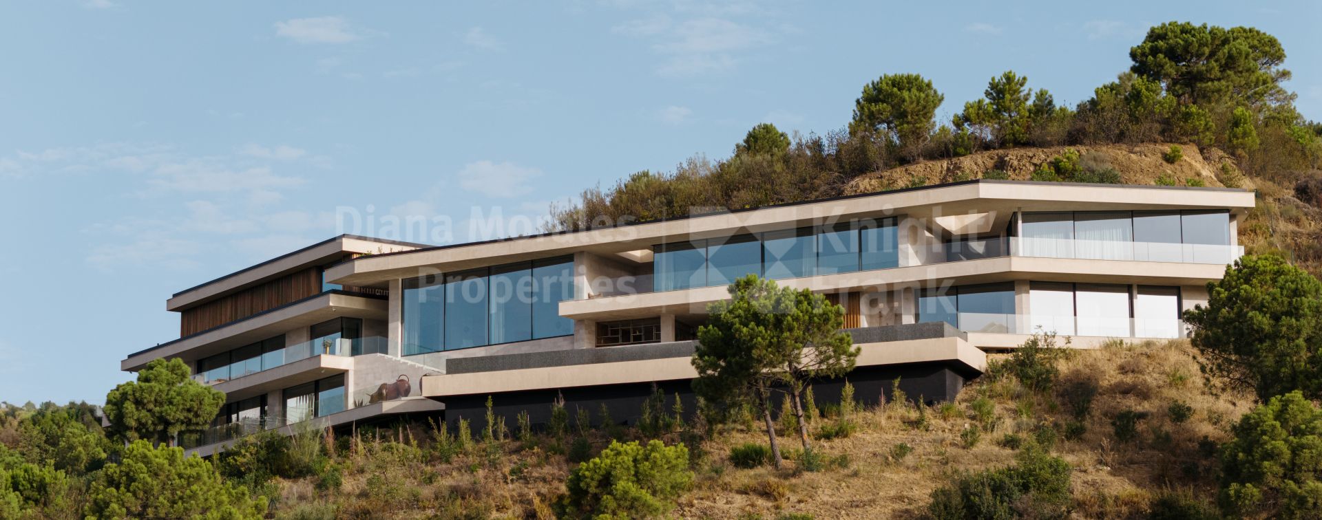 Monte Mayor, Villa ultra moderne et écologique avec vue panoramique sur la mer