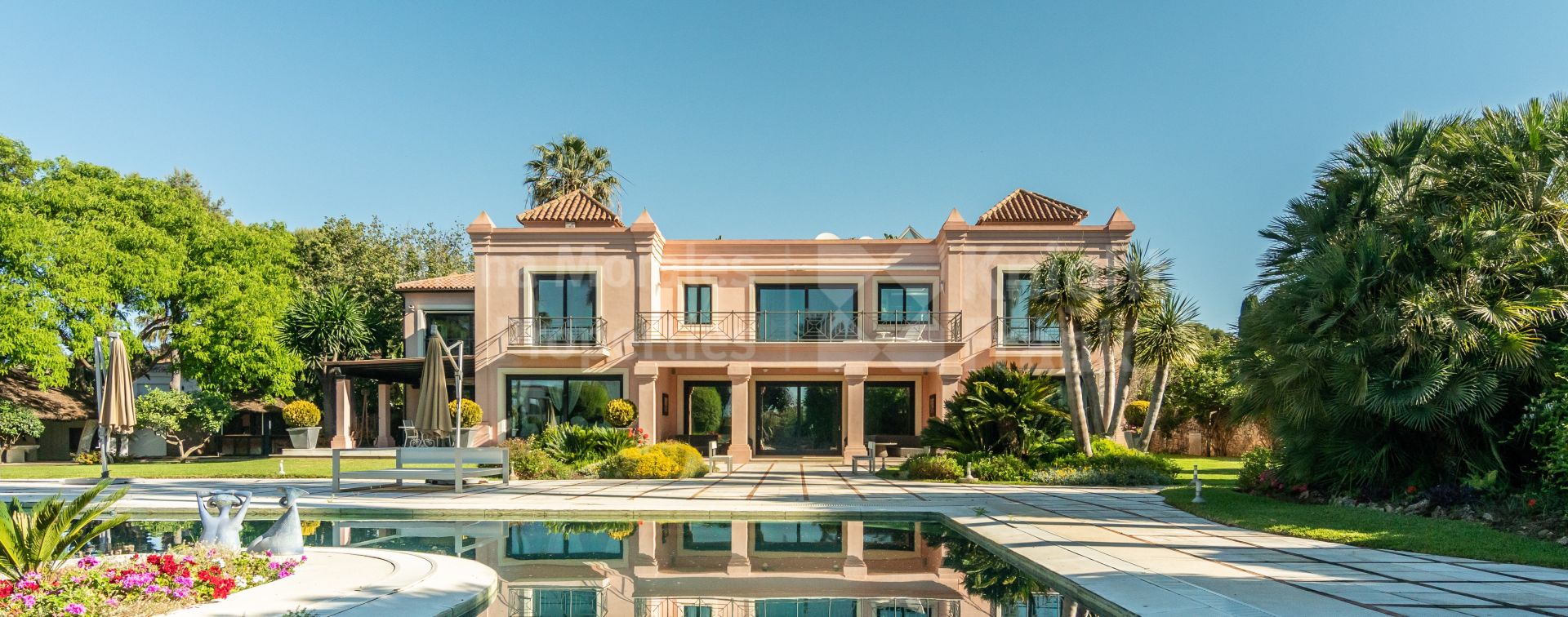 Paraiso Barronal, Residencia junto a la playa en la Nueva Milla de Oro