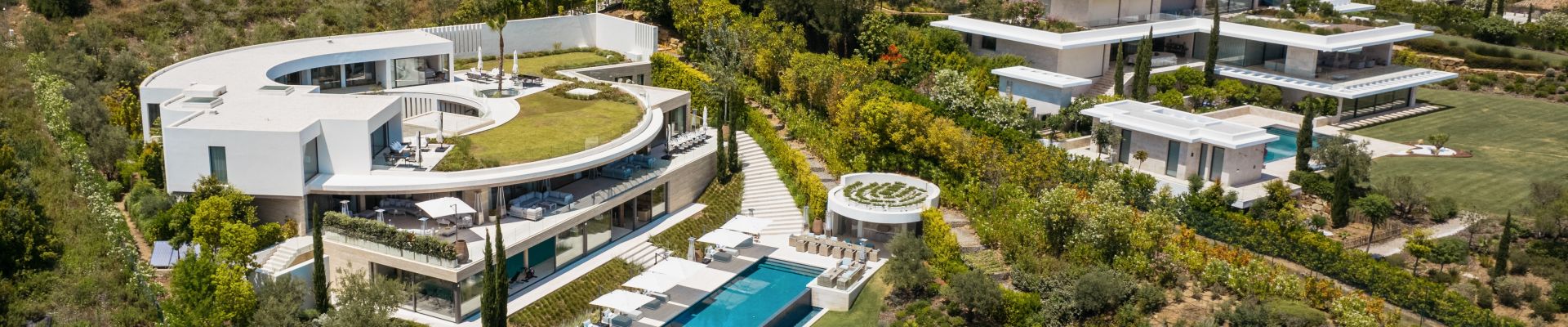 Luxury villas for sale in Sotogrande