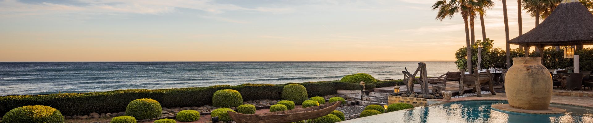 Luxury Frontline Beach Villas for Sale in Marbella