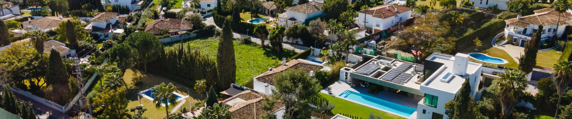 Luxury properties for sale in Guadalmina Alta