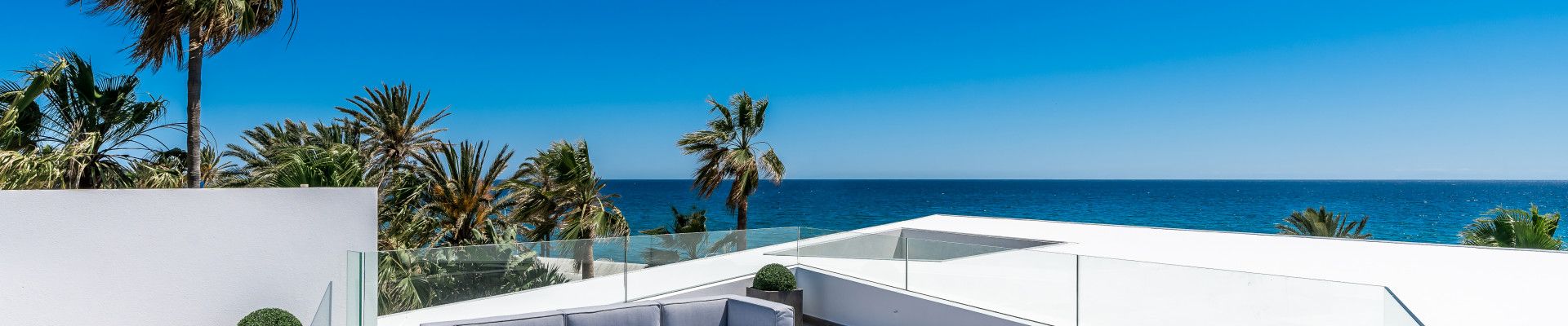 Luxury villas for sale in Los Monteros Playa