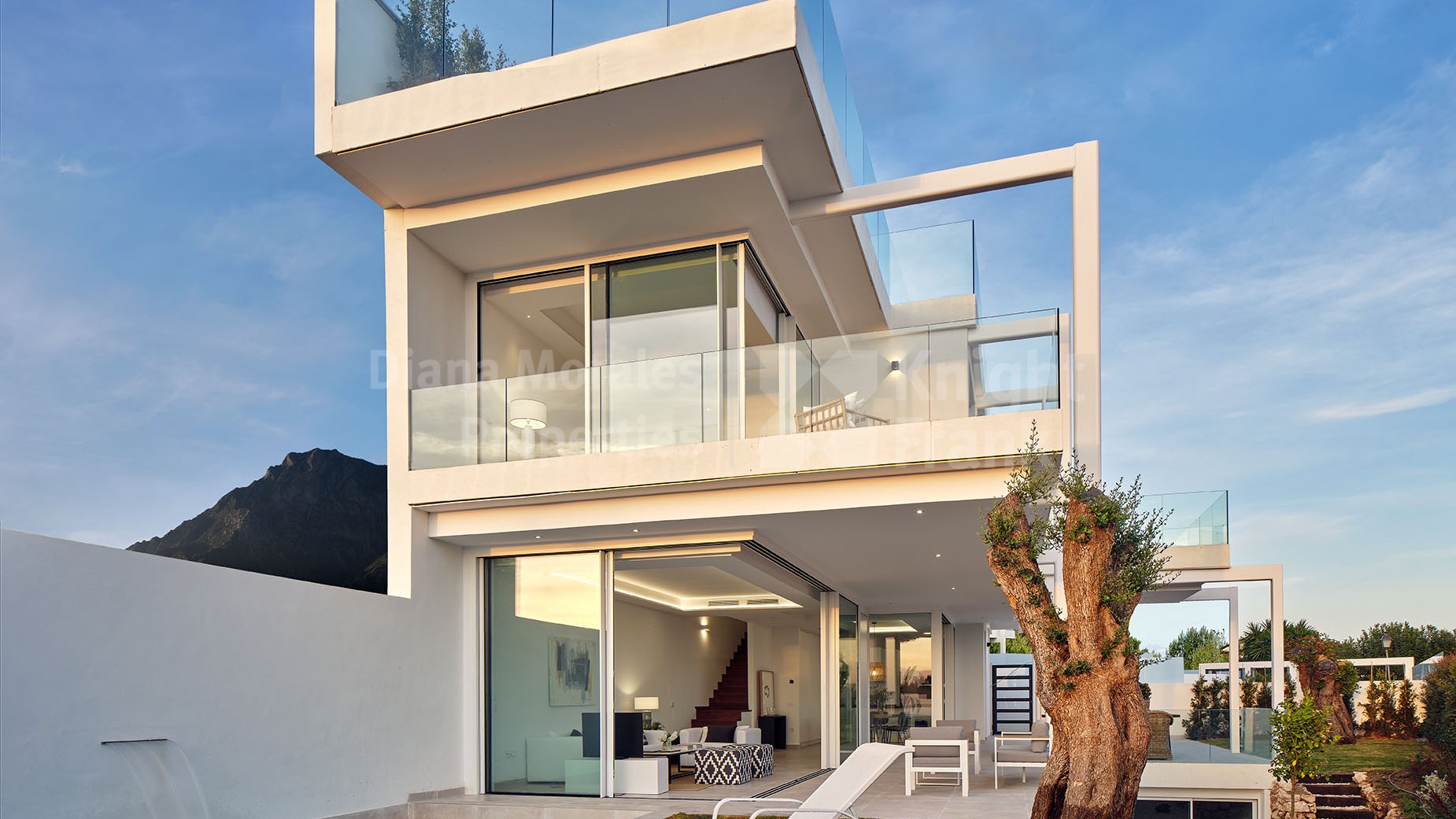 Jazmines 14, Ensemble de 8 maisons à Marbella