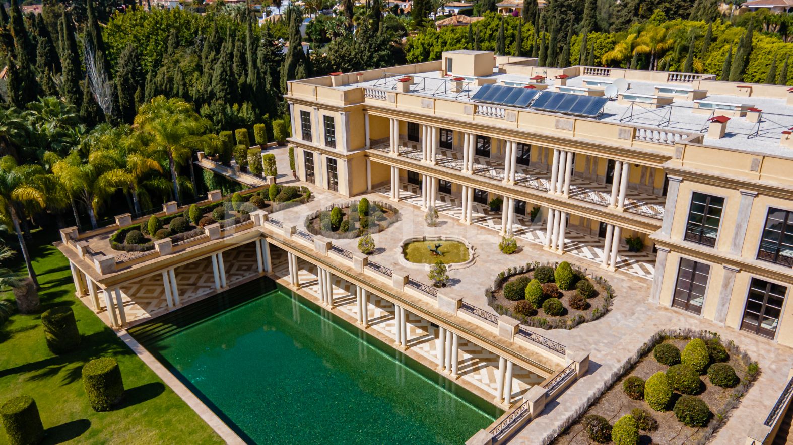 Einzigartige palastartige Grand Villa, Rocio de Nagüeles, Goldene Meile, Marbella