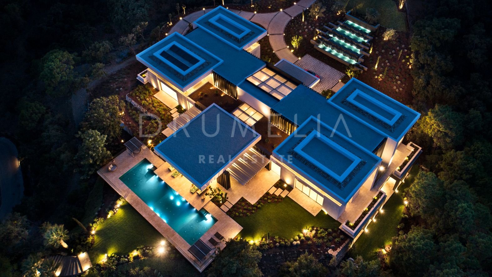 Villa Cullinan Absolutamente maravillosa única, nueva y lujosa Villa en venta en Zagaleta, Benahavis