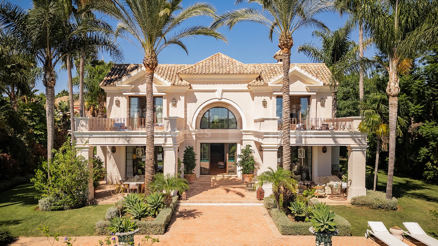 Außergewöhnliche Villa in Guadalmina Baja