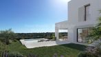 Cuarenta y nueve residencias contemporáneas en La Reserva, Sotogrande Alto