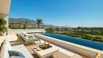 Finca Cortesin, Современная вилла в комплексе с круглосуточной охраной и панорамным видом