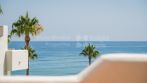 Penthouse in Bahia del Velerin, beachside location
