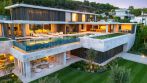 Villa Watchtower, gran casa de diseño con vistas panorámicas en Sotogrande
