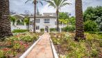 Encantadora villa con piscinas interior y exterior en Sierra Blanca