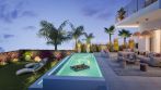 El Chaparral, Nueva adosada de 4 dormitorios junto al campo de golf con vistas al mar