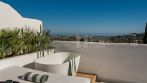 La Quinta Village, Casa Noma, duplex contemporain avec vue sur la mer, soleil et intimité à Nueva Andalucía