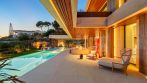Benahavis, Five-bedroom furnished villa with unparalleled views of the sea