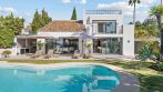 Los Naranjos Golf, Villa Vanessa : lumière, vue imprenable et design nordique à Nueva Andalucía
