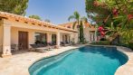 Ojen, La Giralda: Mediterranean estate with helipad and panoramic sea views