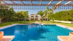 Guadalmina Baja, Fabulosa villa con casa de invitados y pista de padel privada