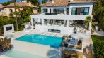 Los Naranjos, Spektakuläre Villa mit einzigartigem Design in erster Linie Golf