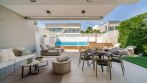 Ventura del Mar, Villa contemporánea junto a Puerto Banús, a pocos pasos del mar