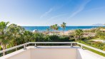 Las Chapas, Luxuriöse Villa auf der Erste Strandlinie in Marbella Ost.
