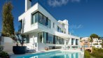 Brand new five-bedroom villa in La Quinta with panoramic views