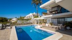 Villa with panoramic sea views in Nueva Andalucía