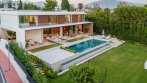 Guadalmina Alta, Guadalmina 720, modernes Design mit mehr als 1.000 m² bebauter Fläche