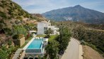 Preciosa villa de nueva construcción en Real de la Quinta