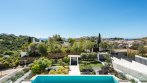 Casares, Villa moderna con vistas al mar junto a Finca Cortesin